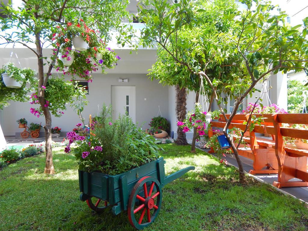 Apartments & Rooms Marinka Zadar Exterior foto